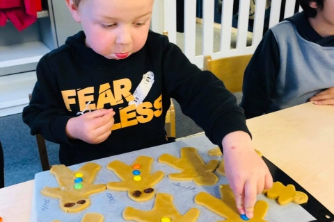 Play & Learning Experiences